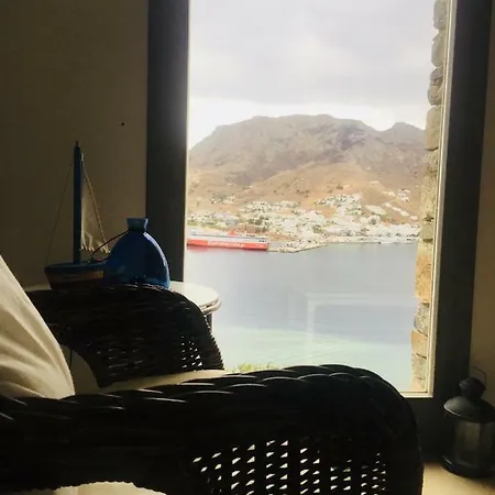 Feriehus With A View In Serifos